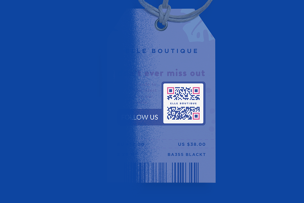 Idee voor een QR-code op een kledinglabel die de sociale-mediaprofielen van een winkel toont